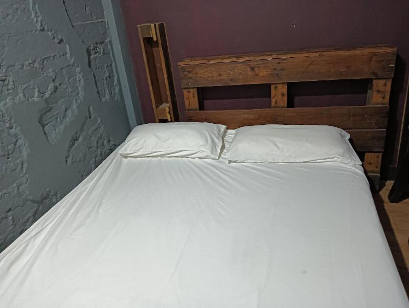 90863 Hi Inn 2 image
