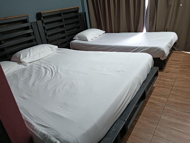 90863 Hi Inn 2 image