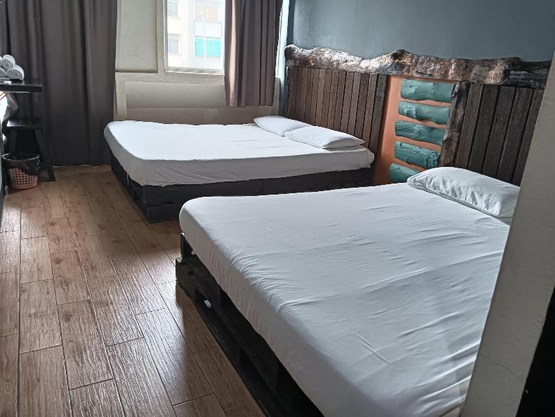 90863 Hi Inn 2 image