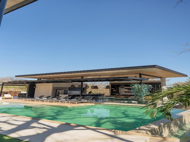 Epic Tamarindo Boutique Hotel image
