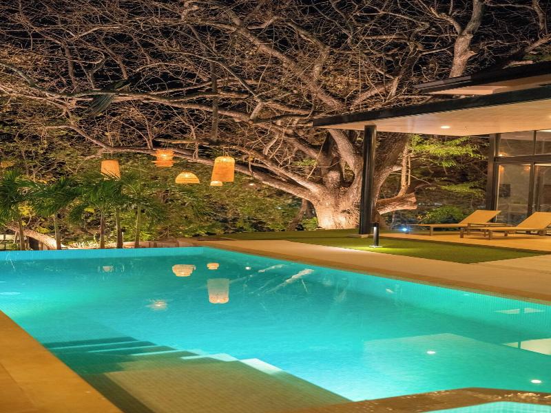 Epic Tamarindo Boutique Hotel image