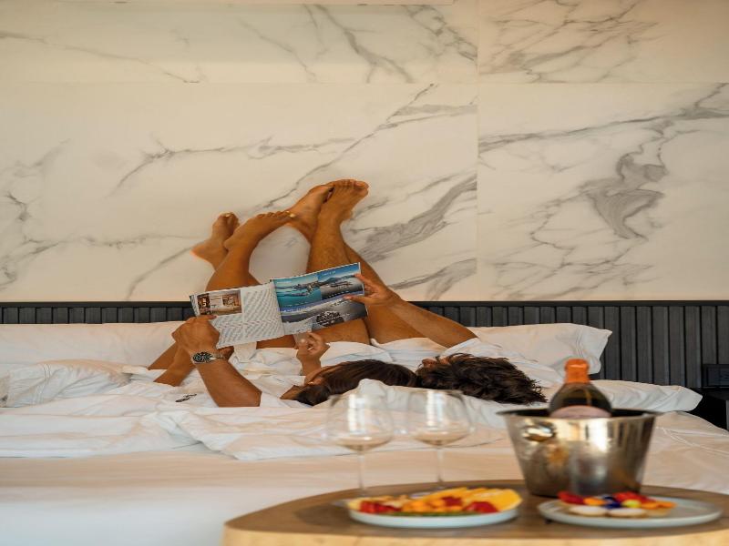 Epic Tamarindo Boutique Hotel image