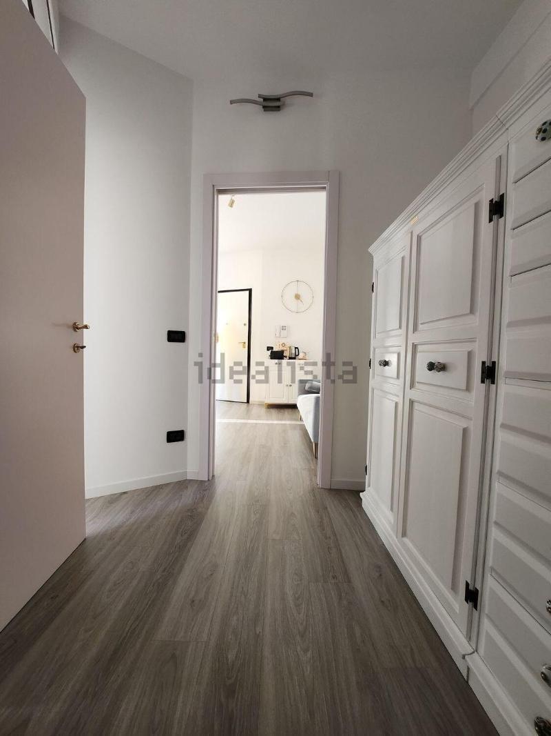 A Lite Suite Home image