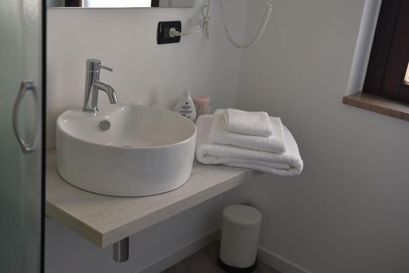 A Lite Suite Home image