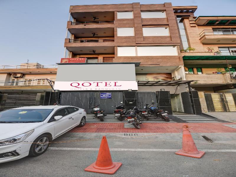 Qotel Hotel Ashok Vihar image