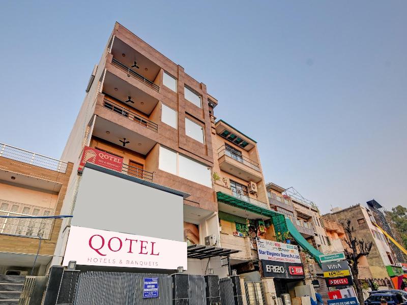 Qotel Hotel Ashok Vihar image