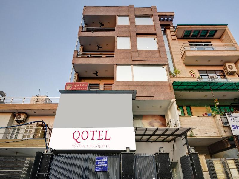 Qotel Hotel Ashok Vihar image