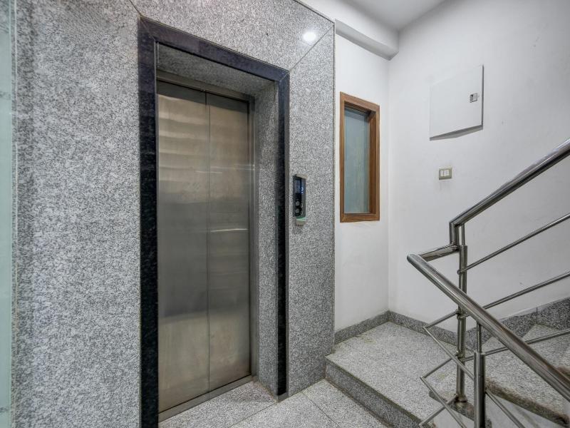 Qotel Hotel Ashok Vihar image