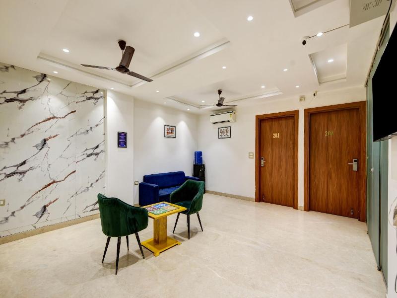 Qotel Hotel Ashok Vihar image