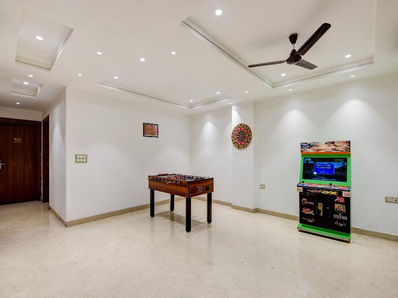 Qotel Hotel Ashok Vihar image