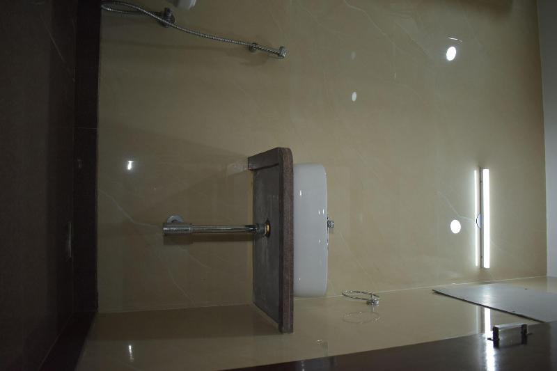 Qotel Hotel Ashok Vihar image