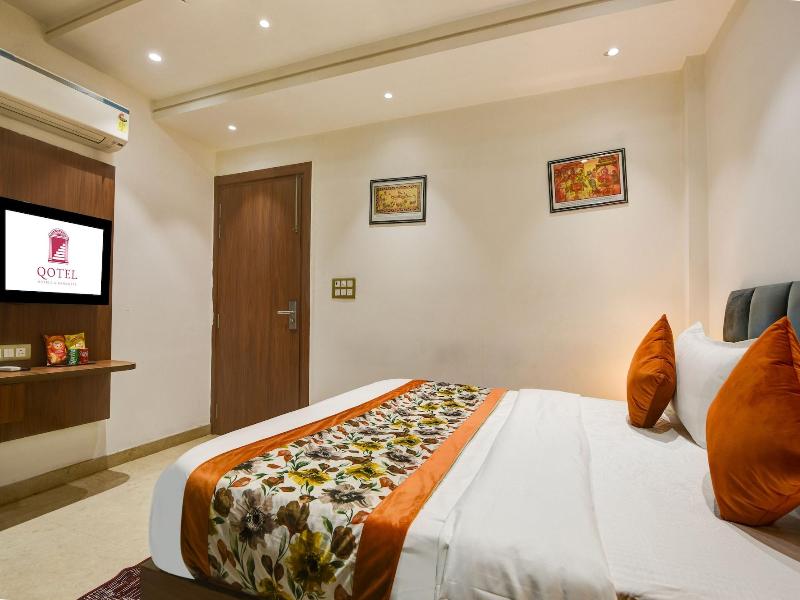 Qotel Hotel Ashok Vihar image
