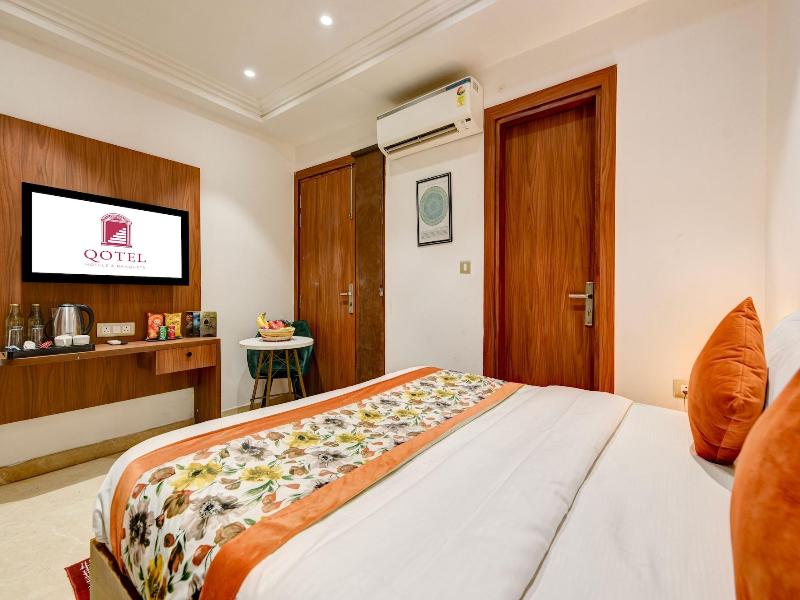 Qotel Hotel Ashok Vihar image