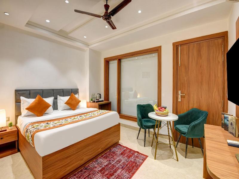 Qotel Hotel Ashok Vihar image