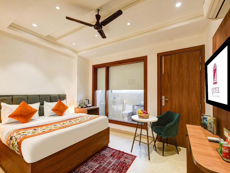 Qotel Hotel Ashok Vihar image