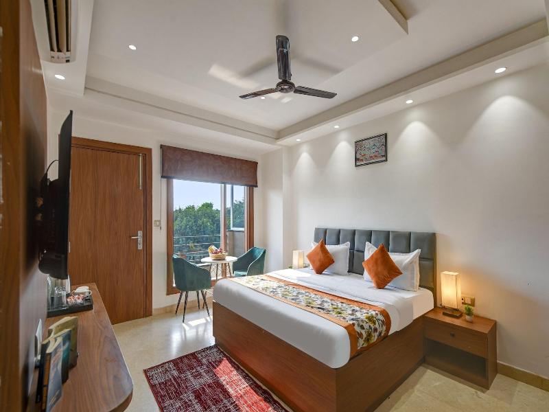 Qotel Hotel Ashok Vihar image