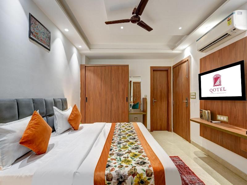 Qotel Hotel Ashok Vihar image