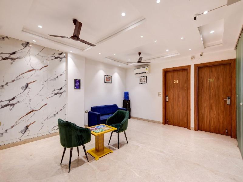 Qotel Hotel Ashok Vihar image