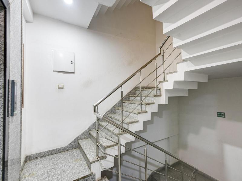 Qotel Hotel Ashok Vihar image