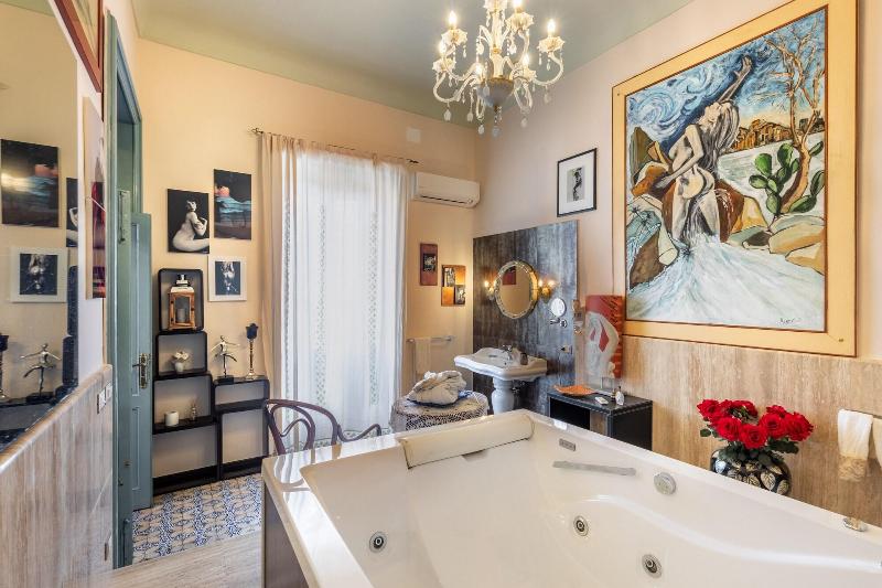 Villa Nicolaci Liberty Suites Noto image