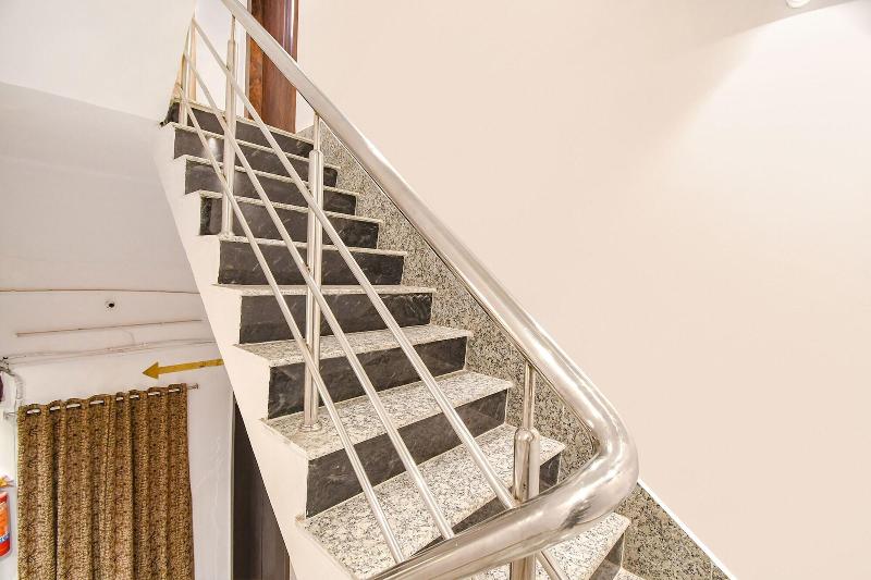 Fabexpress Golden Suites image