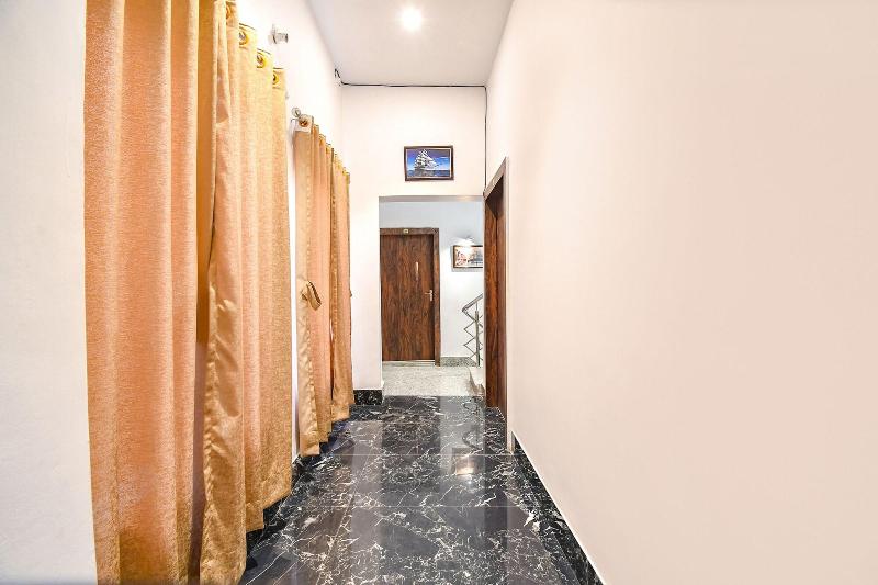 Fabexpress Golden Suites image