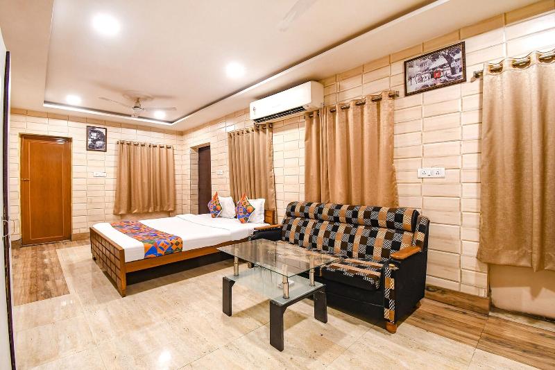 Fabexpress Golden Suites image