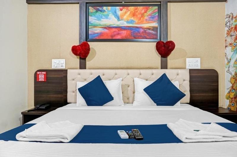 Hotel Viraj image