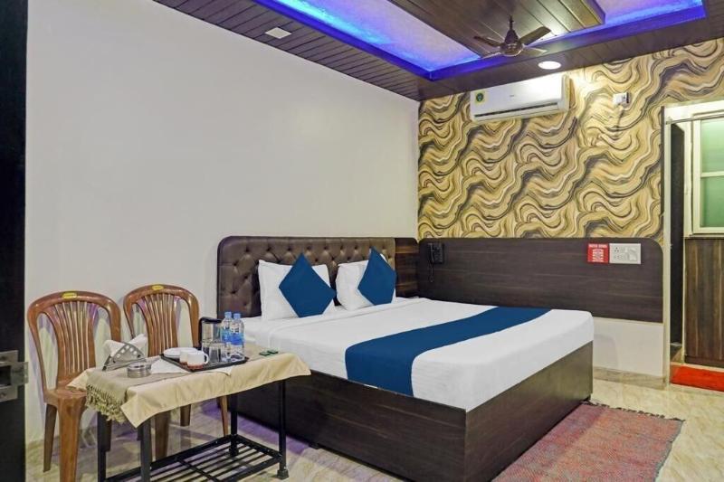 Hotel Viraj image