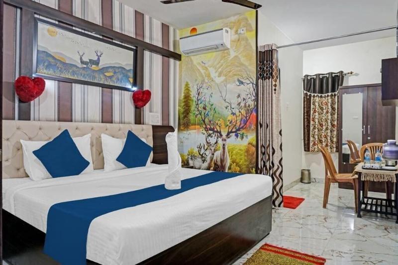 Hotel Viraj image