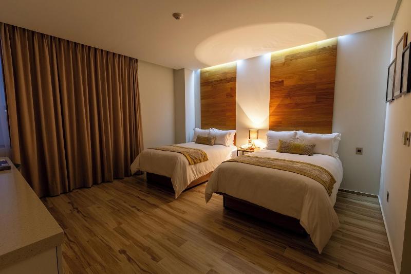 Verticca Hotel image