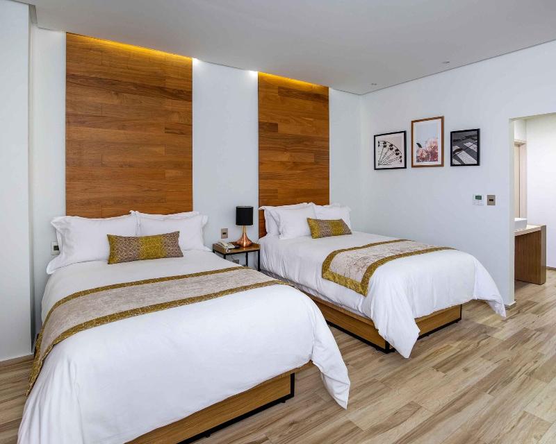 Verticca Hotel image