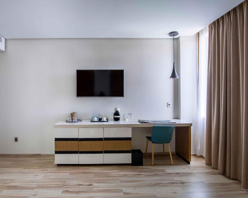 Verticca Hotel image