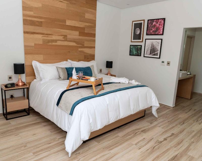 Verticca Hotel image