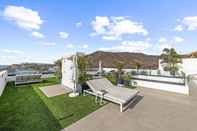Palmera Sea View image