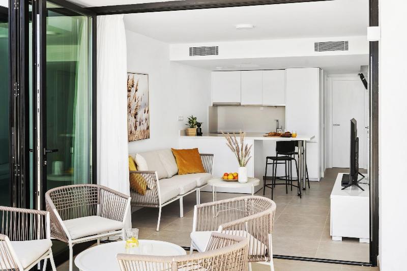 Palmera Sea View image