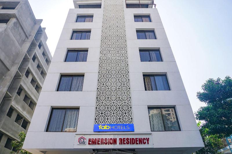 Fabhotel Emersion Residency image