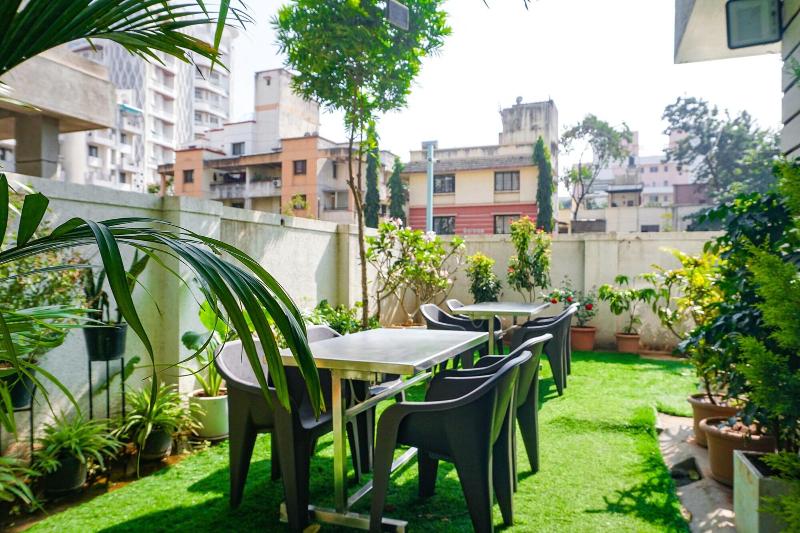 Fabhotel Emersion Residency image