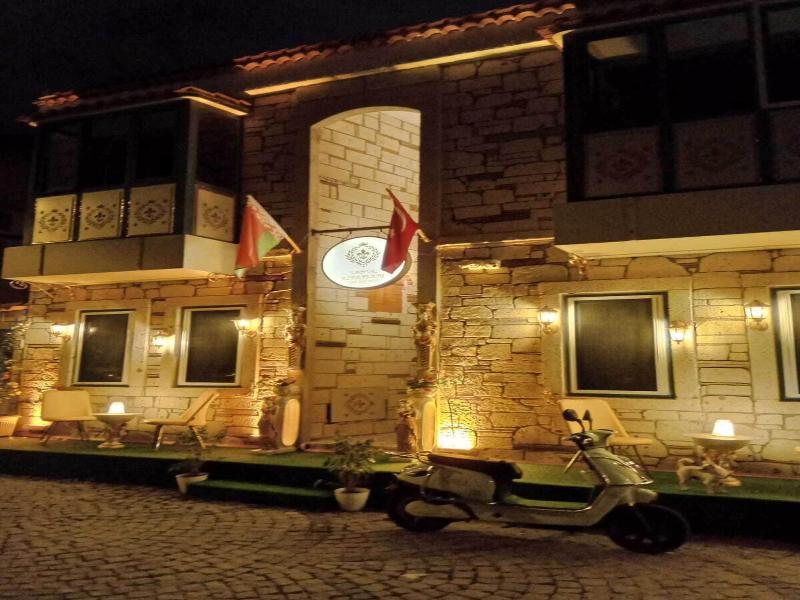 Lamur Otel