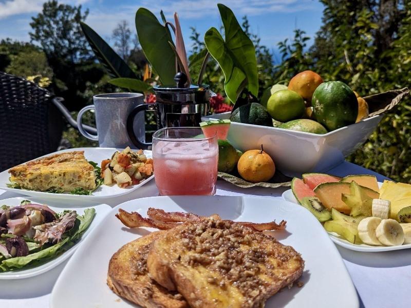 Mango Sunset Bed And Breakfast