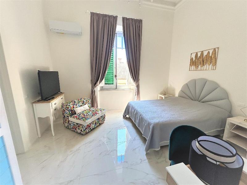 Allegra Viareggio image