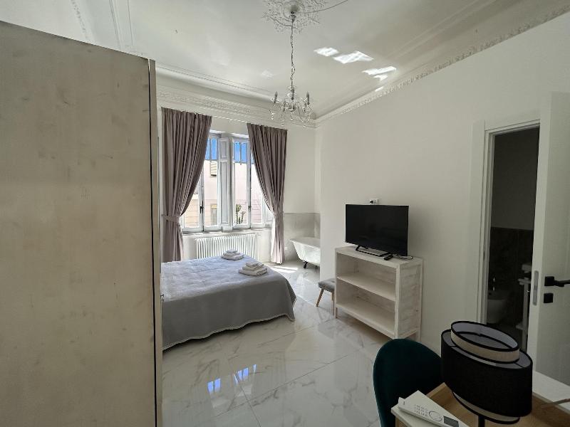 Allegra Viareggio image