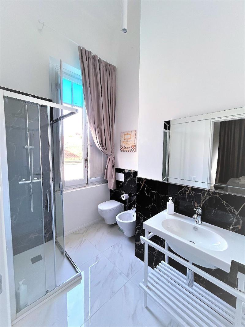 Allegra Viareggio image