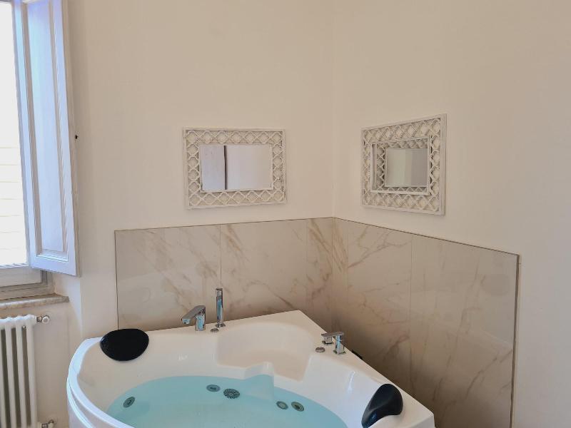 Allegra Viareggio image