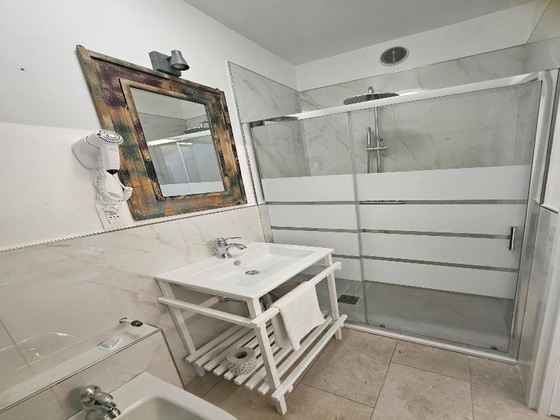 Allegra Viareggio image