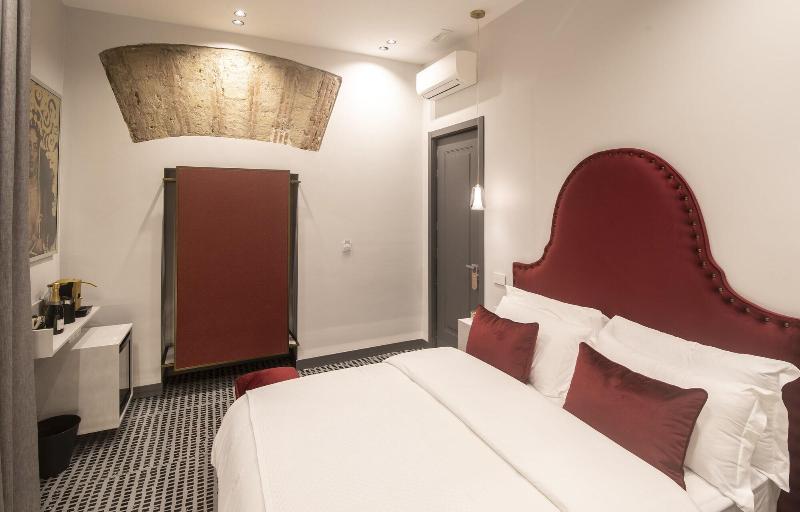 Three Rooms Toledo Luxury image