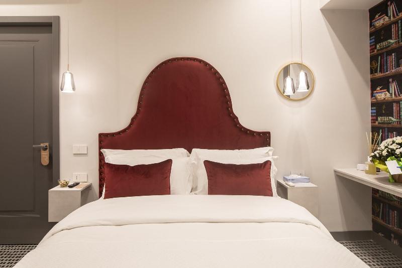 Three Rooms Toledo Luxury image