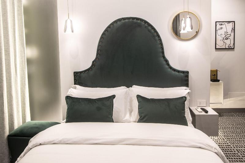 Three Rooms Toledo Luxury image