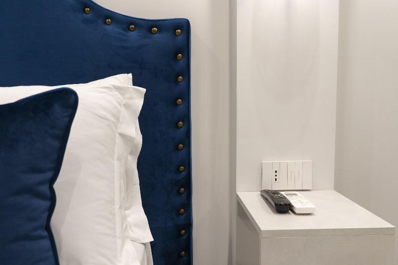 Three Rooms Toledo Luxury image