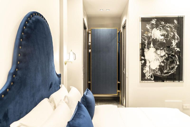 Three Rooms Toledo Luxury image